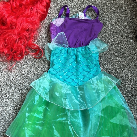 4T toddler girl Little Mermaid Ariel costume with red wig - Picture 9 of 10